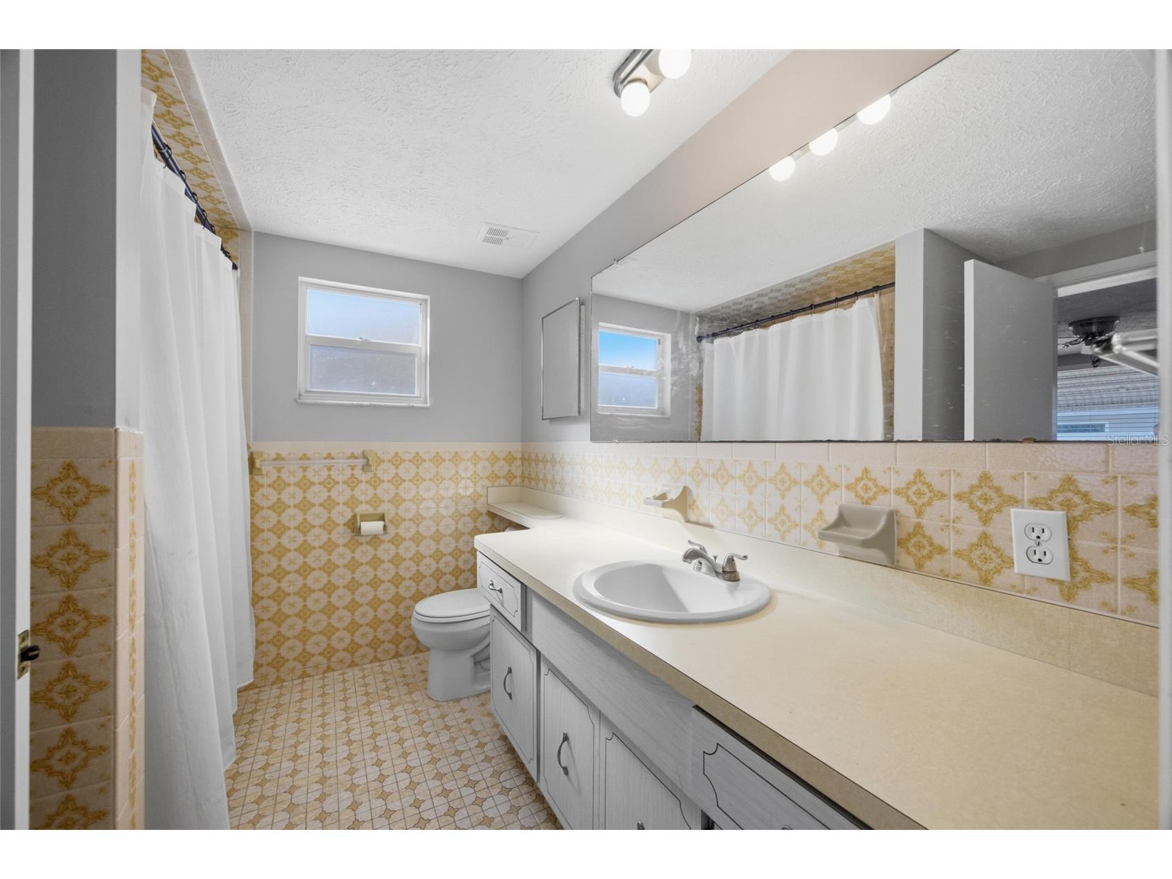 3928 Rudder Way New Port Richey FL 34652 TB8484977 image25