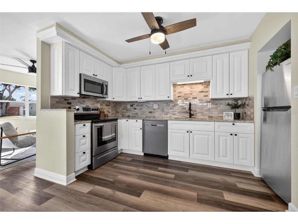 3929 13th Avenue N Saint Petersburg FL 33713 TB8455468 image10