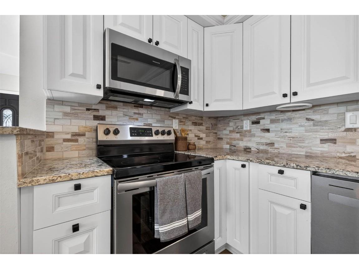 3929 13th Avenue N Saint Petersburg FL 33713 TB8455468 image14