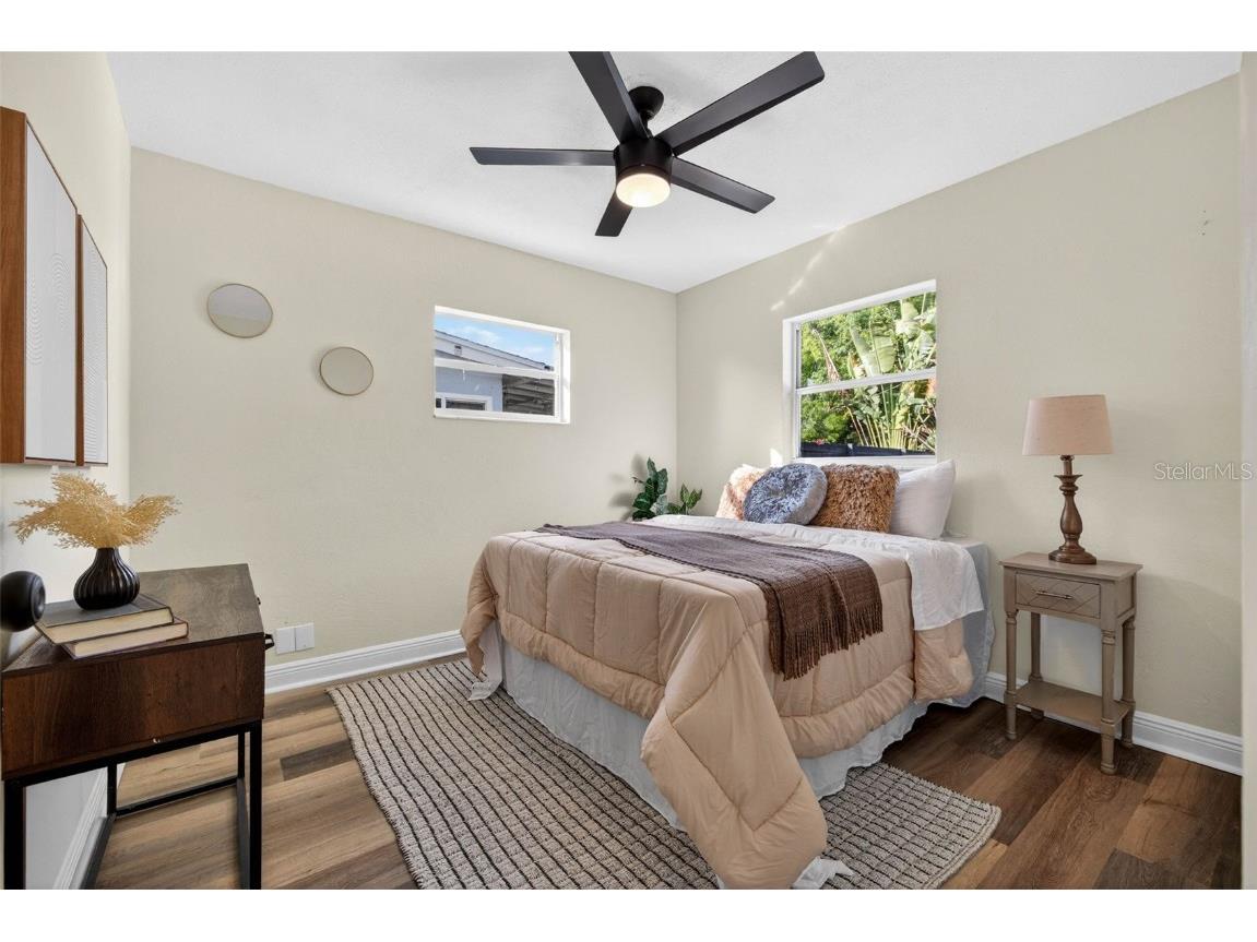 3929 13th Avenue N Saint Petersburg FL 33713 TB8455468 image19