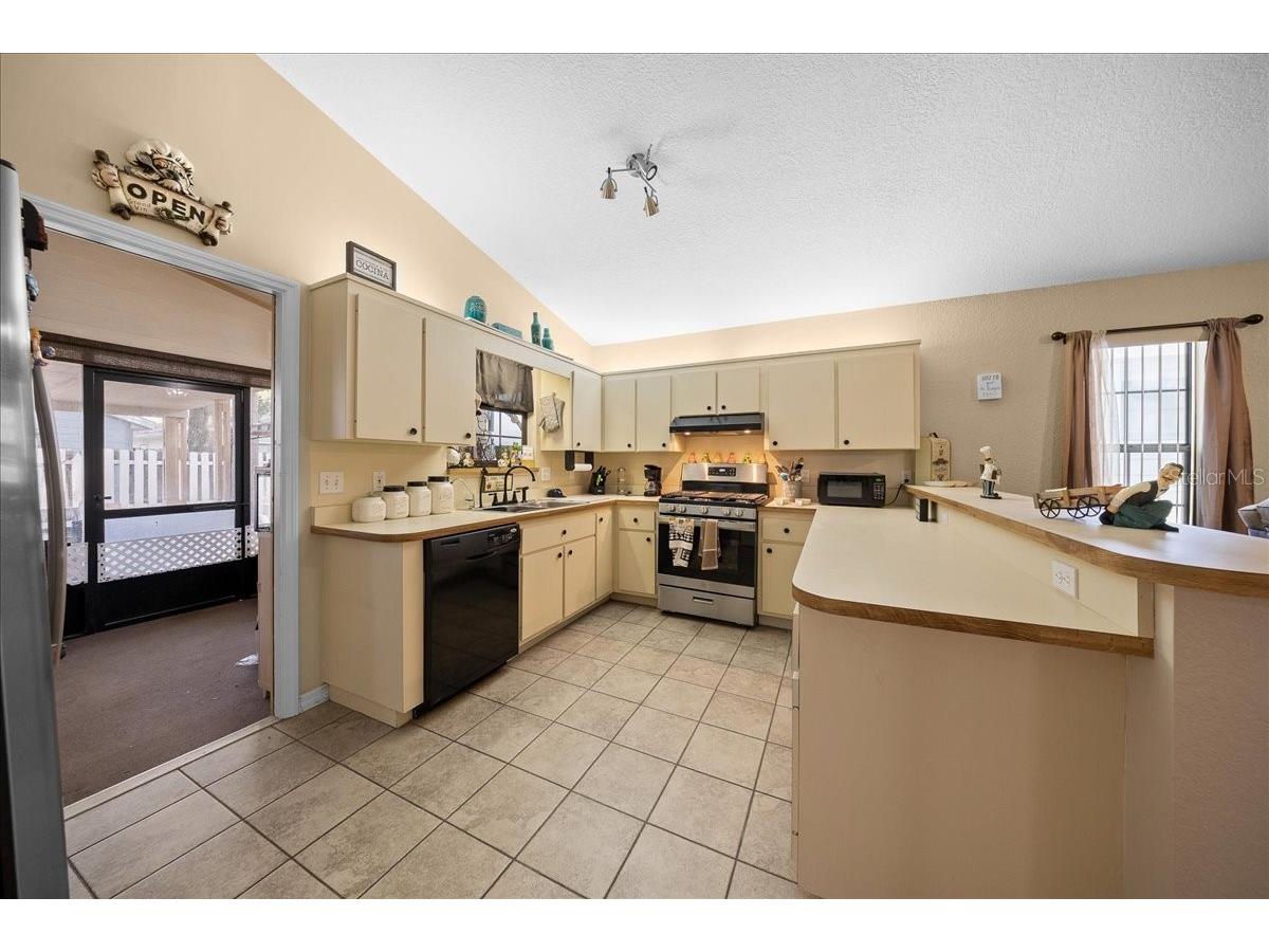 3929 NE 22nd Street Ocala FL 34470 OM724246 image11