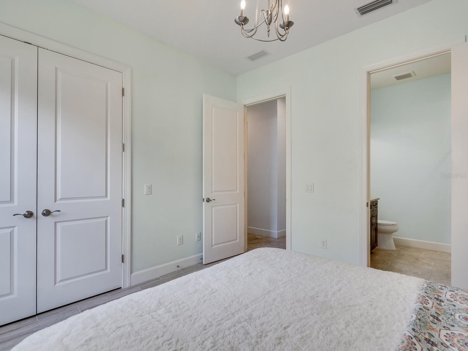 3929 Waypoint Avenue Osprey FL 34229 A4686669 image11