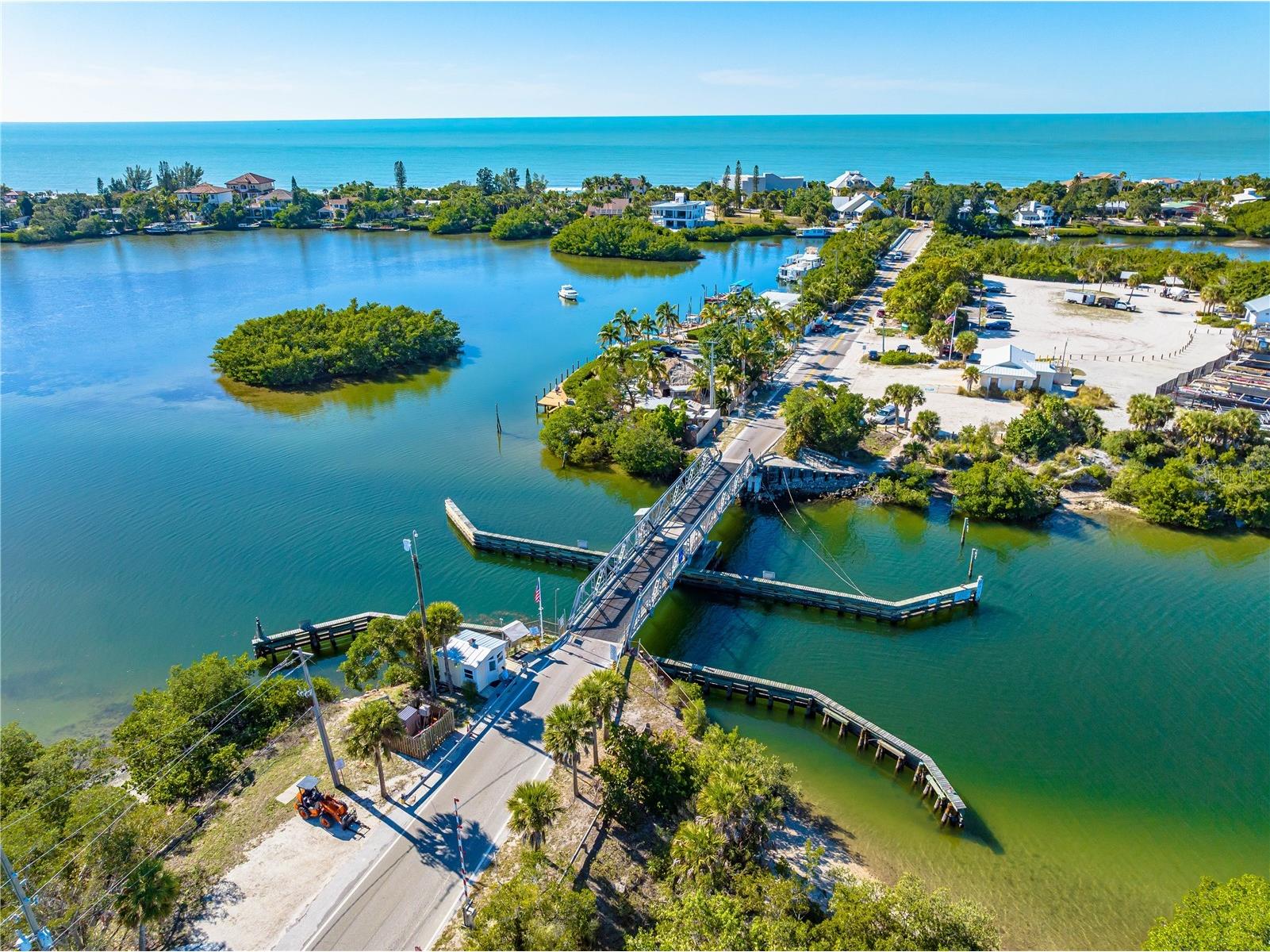 3929 Waypoint Avenue Osprey FL 34229 A4686669 image52