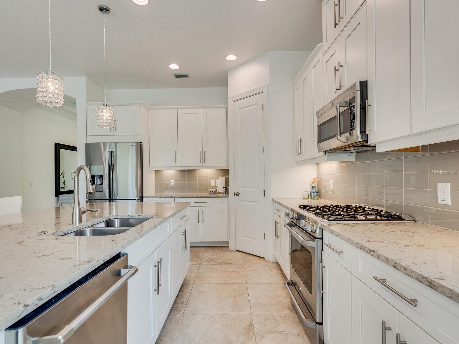 3929 Waypoint Avenue Osprey FL 34229 A4686669 image7