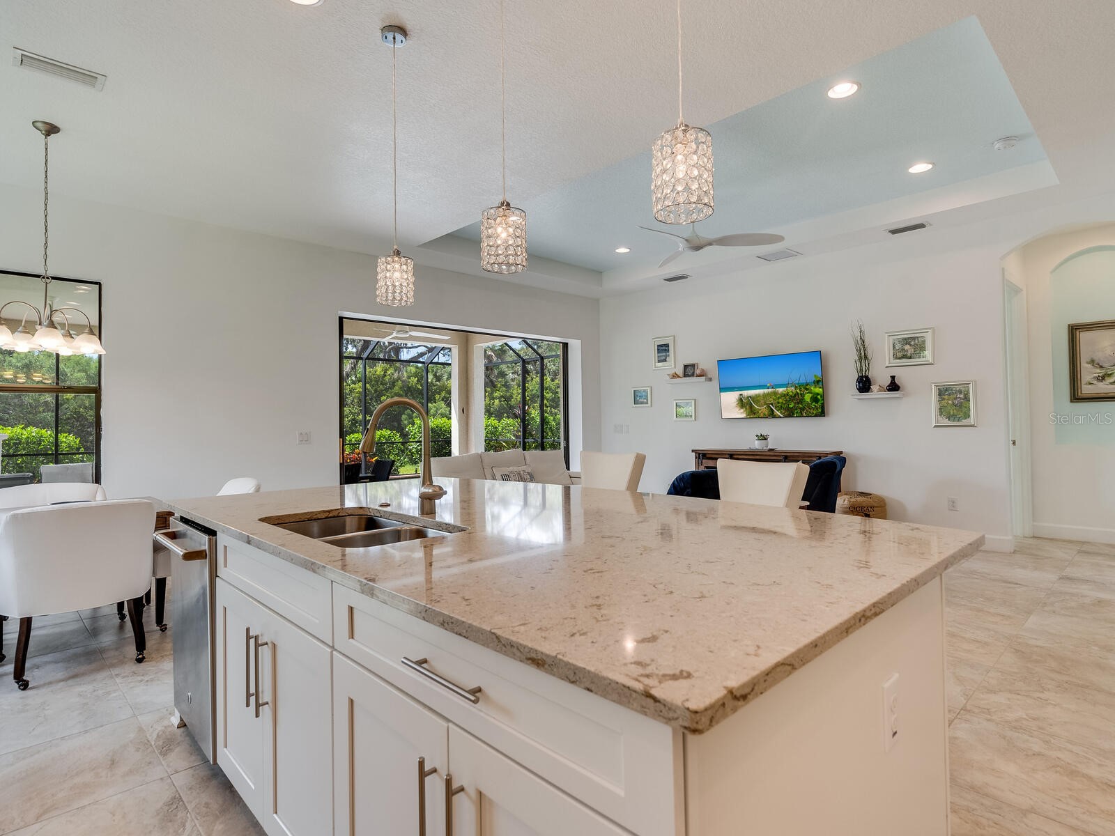 3929 Waypoint Avenue Osprey FL 34229 A4686669 image8