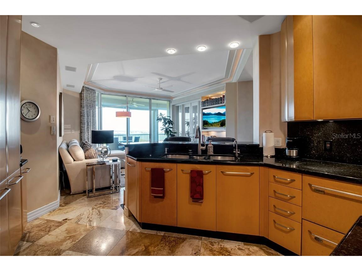 393 N Point Road #1002 Osprey FL 34229 - LITTLE SARA BAY/GULF OF MEXICO A4667964 image44