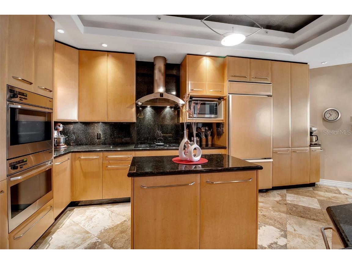 393 N Point Road #1002 Osprey FL 34229 - LITTLE SARA BAY/GULF OF MEXICO A4667964 image45