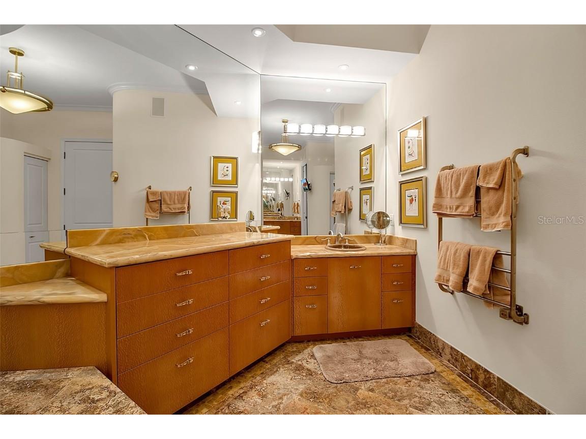 393 N Point Road #1002 Osprey FL 34229 - LITTLE SARA BAY/GULF OF MEXICO A4667964 image69