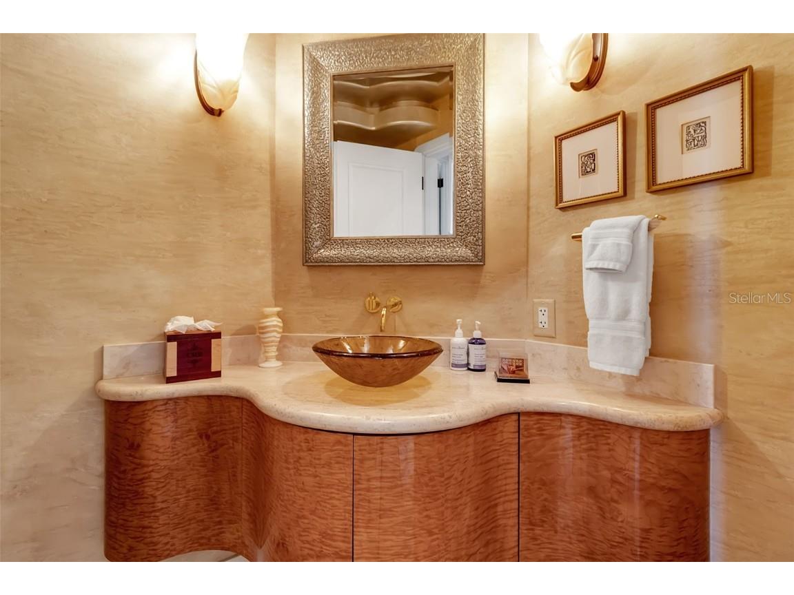 393 N Point Road #1002 Osprey FL 34229 - LITTLE SARA BAY/GULF OF MEXICO A4667964 image91