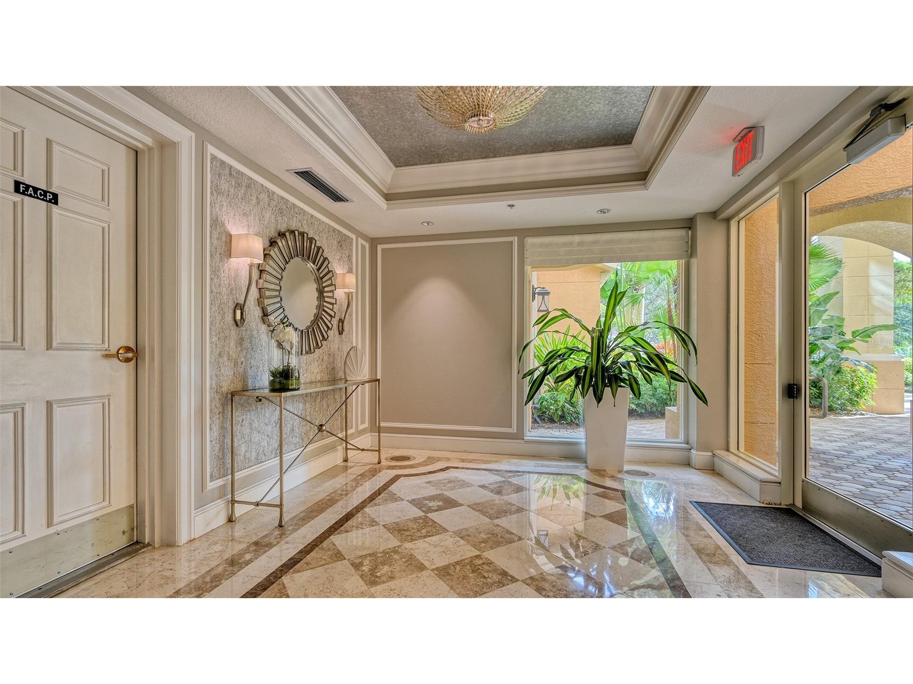 393 N Point Road #301 Osprey FL 34229 A4682548 image2