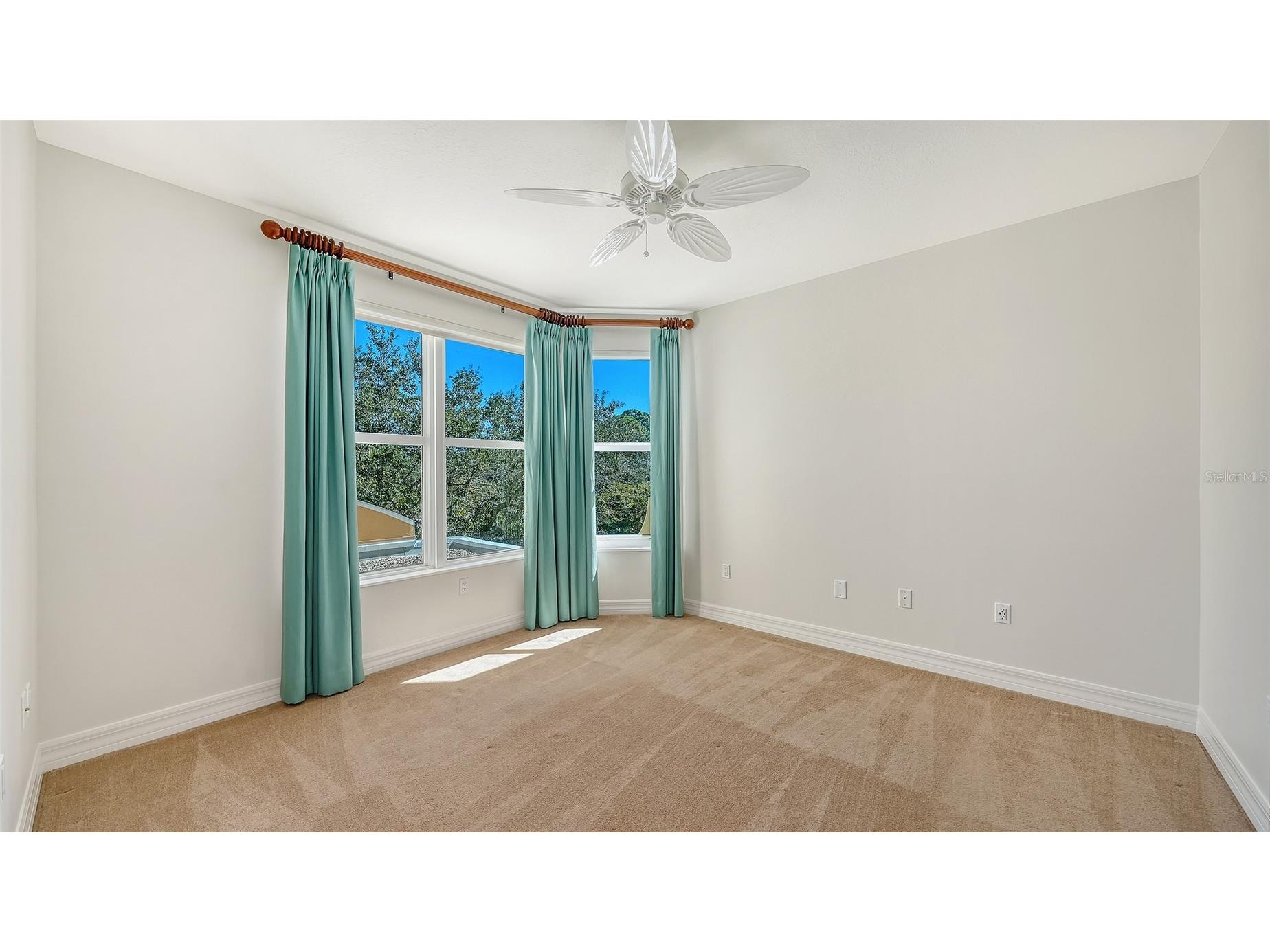 393 N Point Road #301 Osprey FL 34229 A4682548 image28