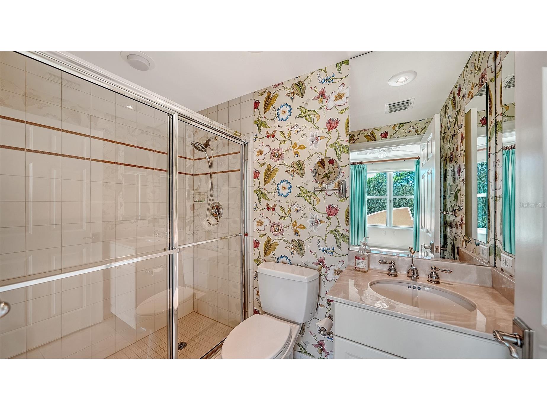 393 N Point Road #301 Osprey FL 34229 A4682548 image31