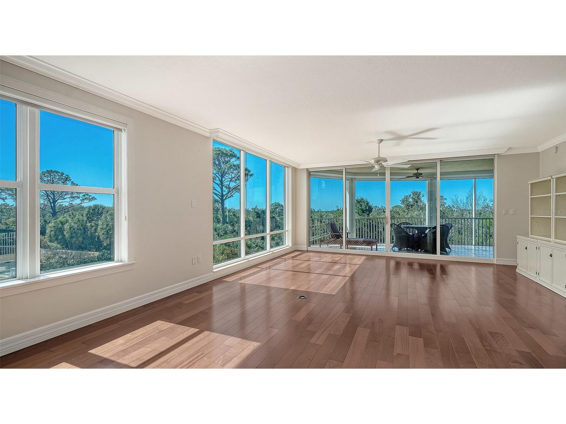 393 N Point Road #301 Osprey FL 34229 A4682548 image9