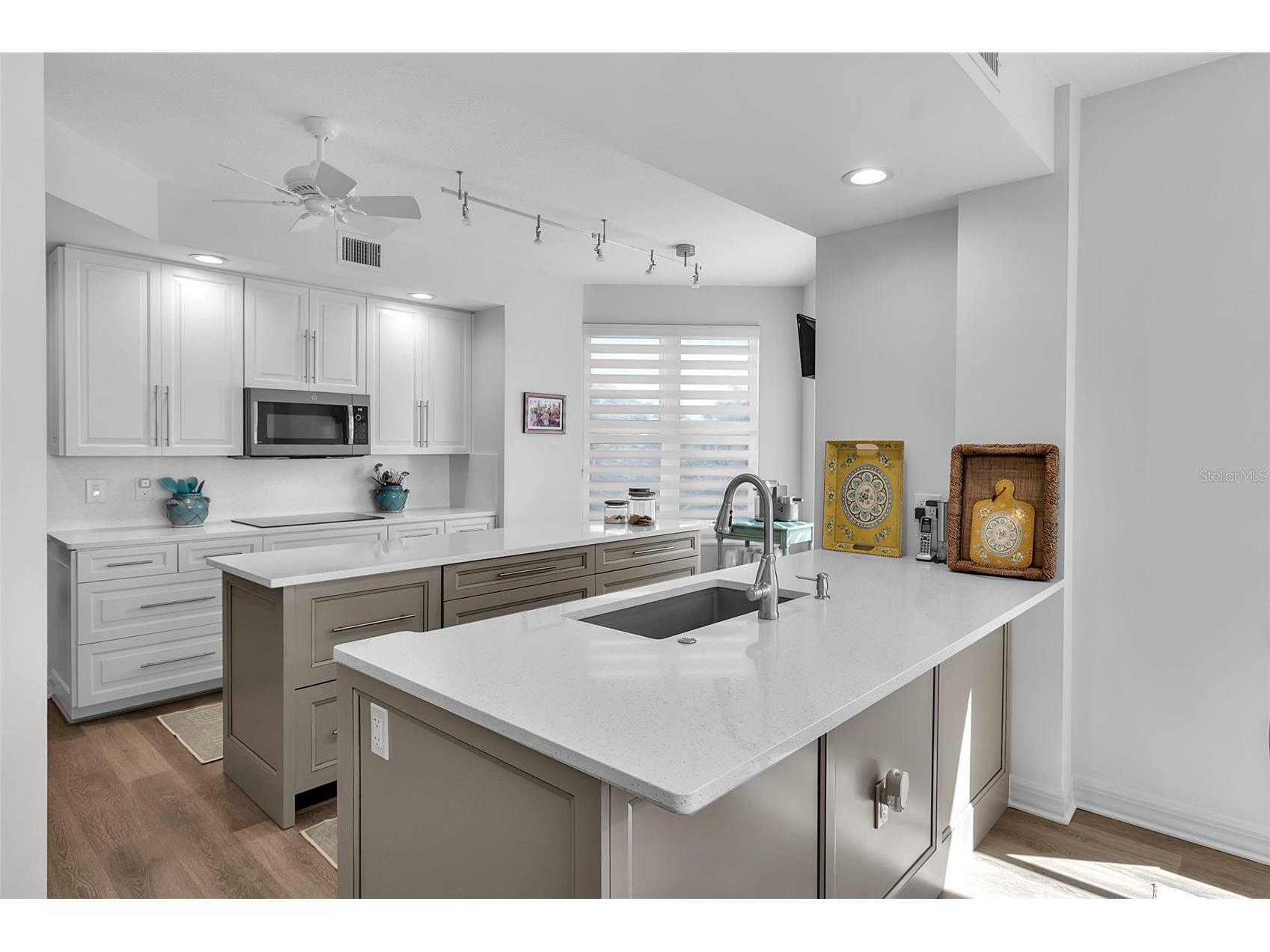 393 N Point Road #401 Osprey FL 34229 - CATFISH CREEK A4686928 image21
