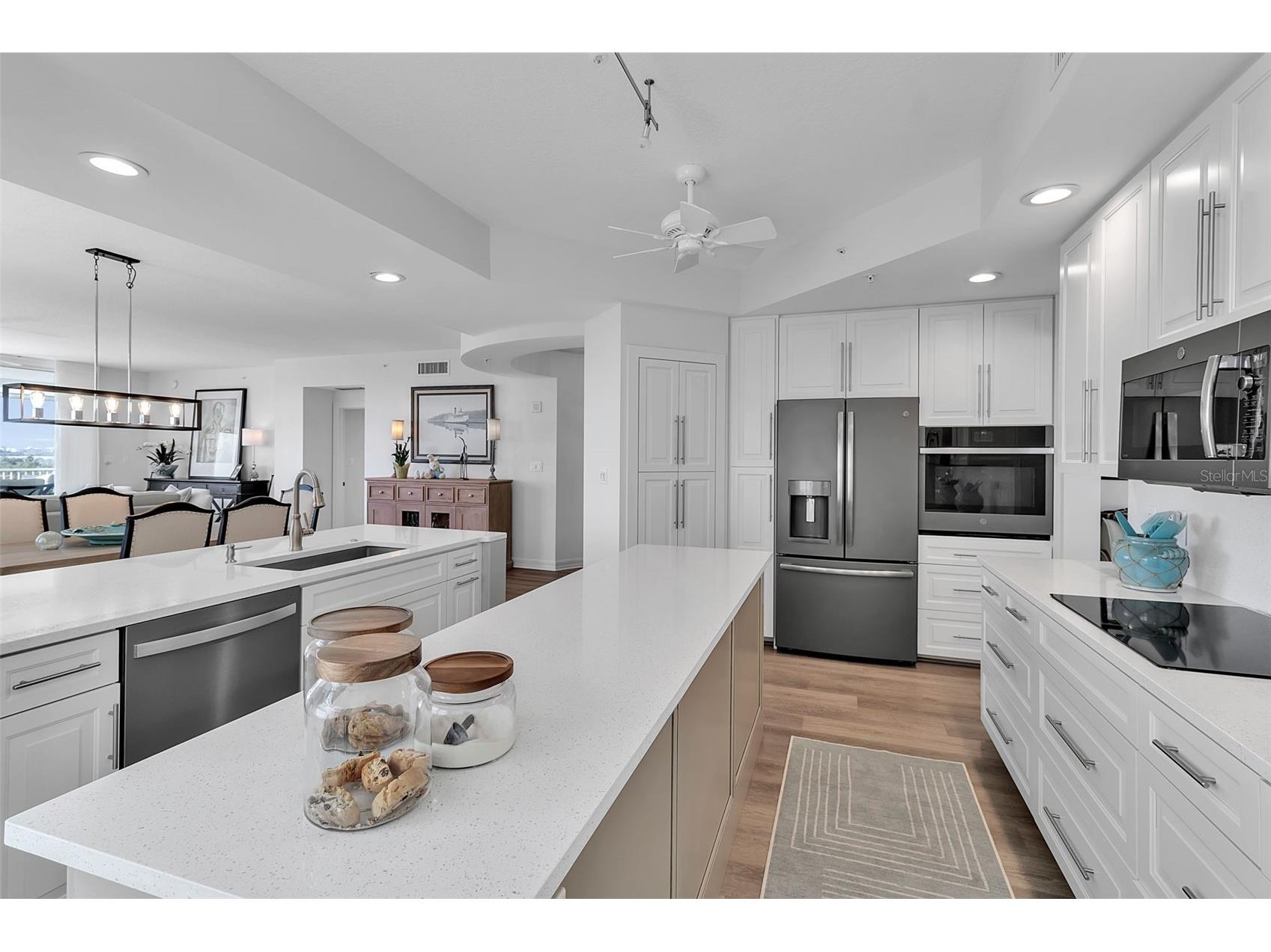 393 N Point Road #401 Osprey FL 34229 - CATFISH CREEK A4686928 image23