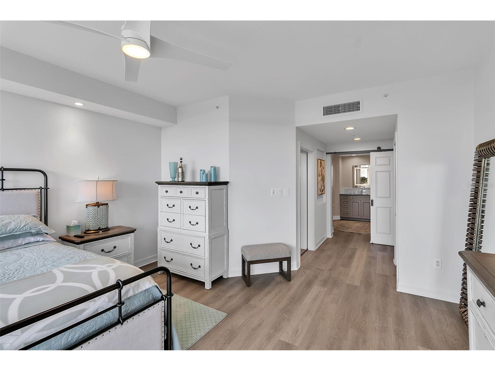 393 N Point Road #401 Osprey FL 34229 - CATFISH CREEK A4686928 image48