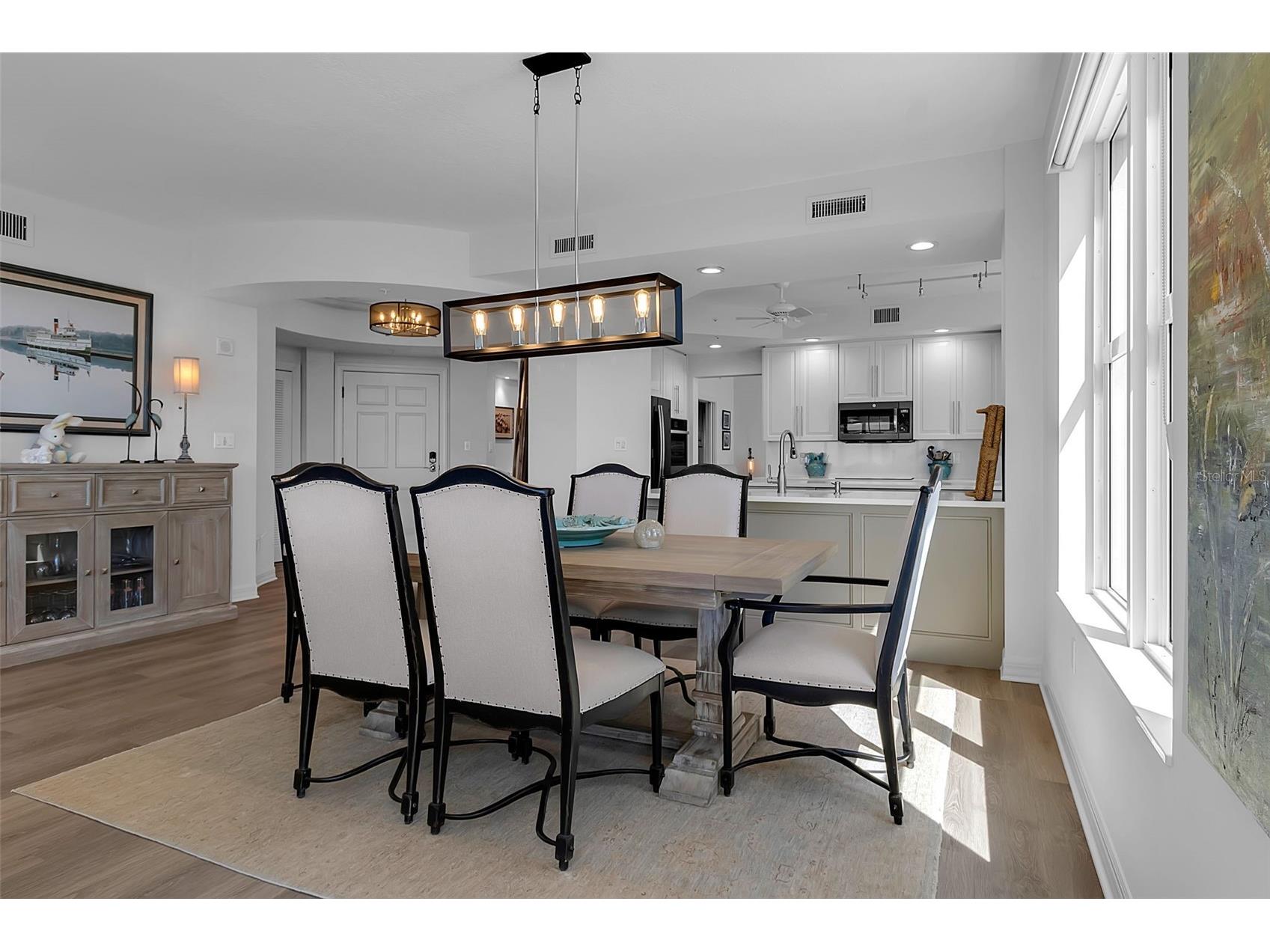 393 N Point Road #401 Osprey FL 34229 - CATFISH CREEK A4686928 image8