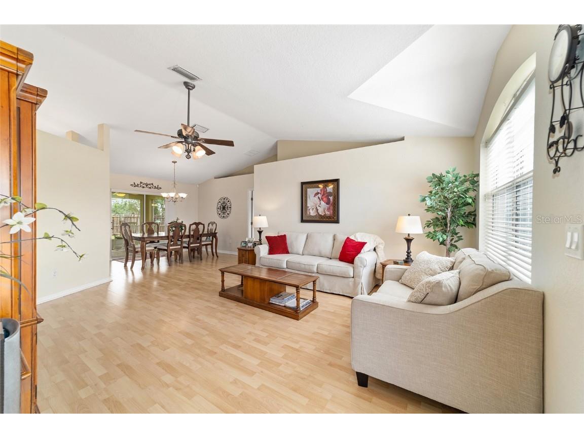 393 NE 58th Street Ocala FL 34479 OM711565 image4