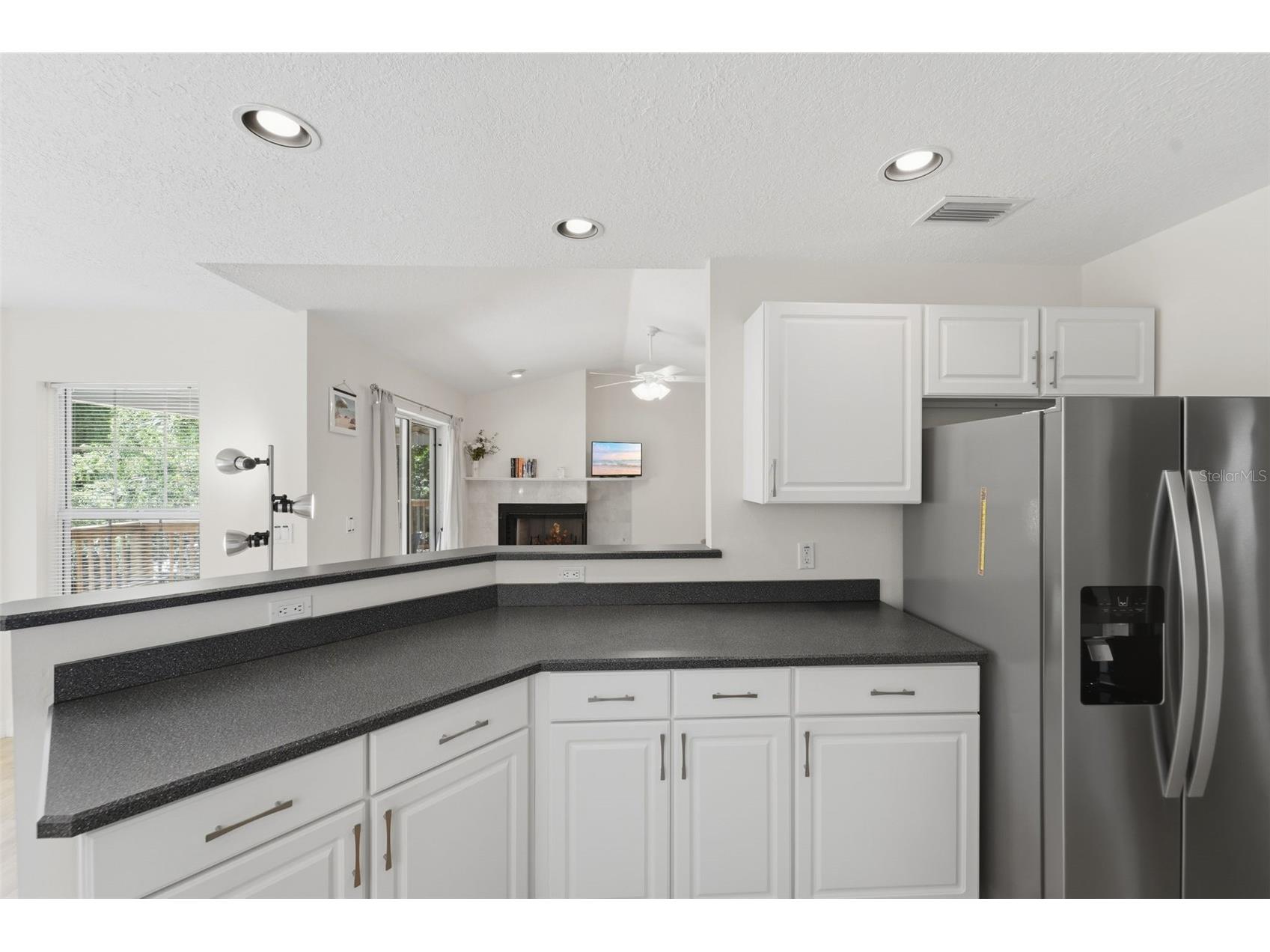 393 S Dexter Avenue Deland FL 32720 V4948759 image20