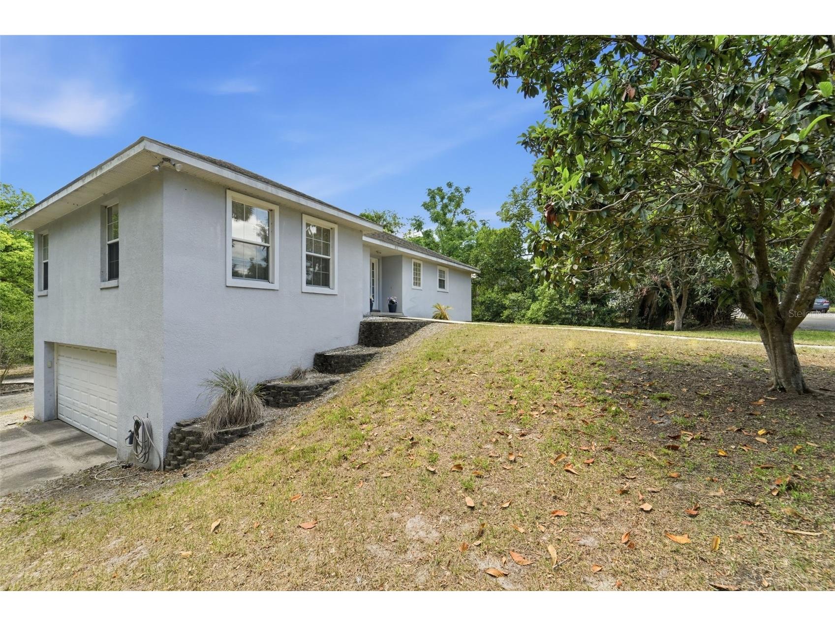 393 S Dexter Avenue Deland FL 32720 V4948759 image3