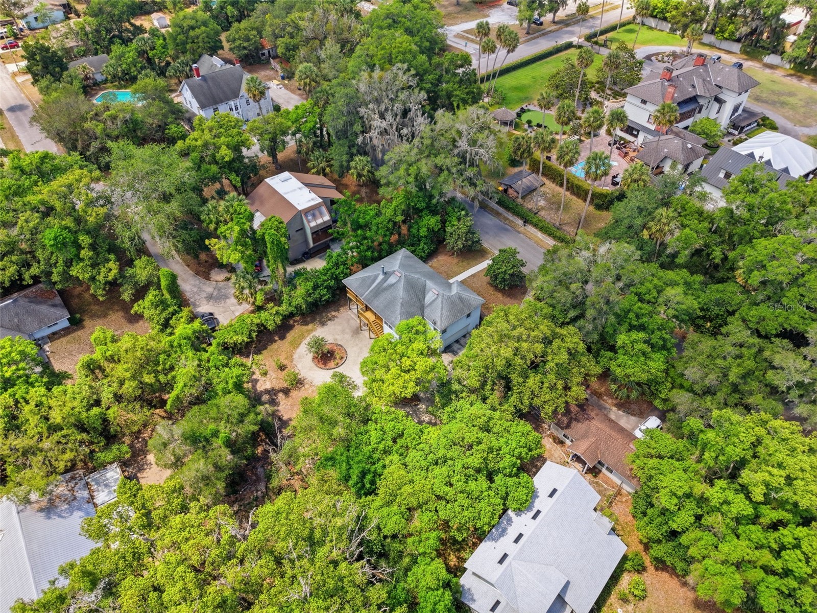 393 S Dexter Avenue Deland FL 32720 V4948759 image36