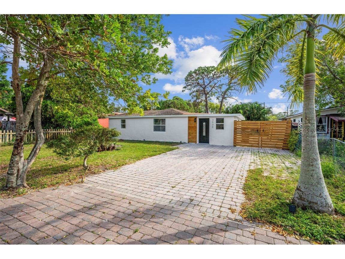 3930 50th Avenue N Saint Petersburg FL 33714 TB8315389 image1