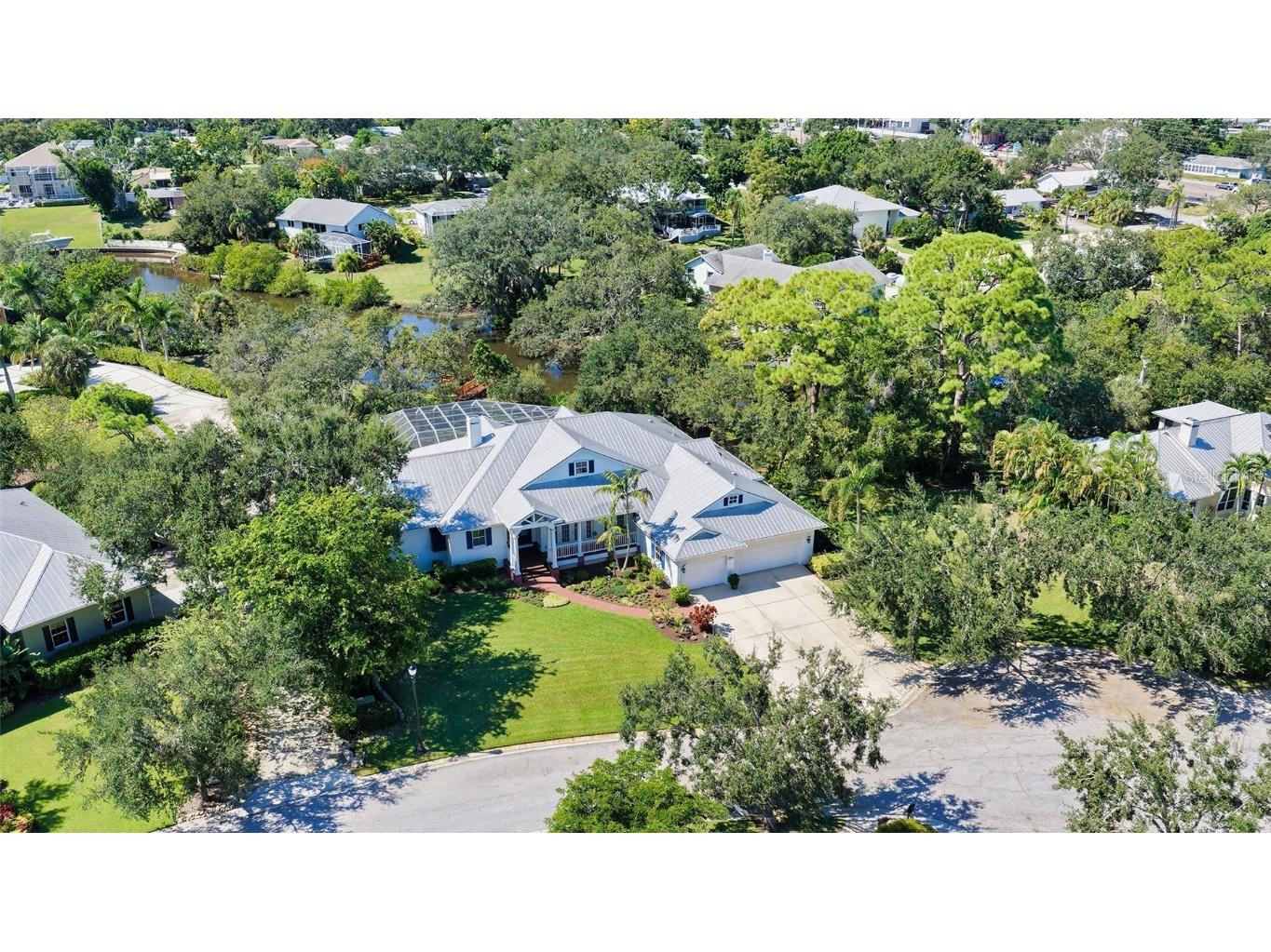 3930 Elysian Woods Lane Sarasota FL 34231 - PHILLIPPI CREEK A4668774 image1
