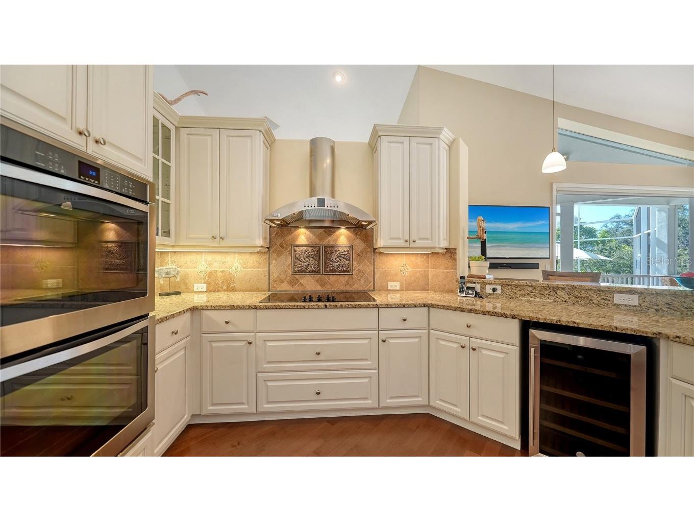 3930 Elysian Woods Lane Sarasota FL 34231 - PHILLIPPI CREEK A4668774 image19