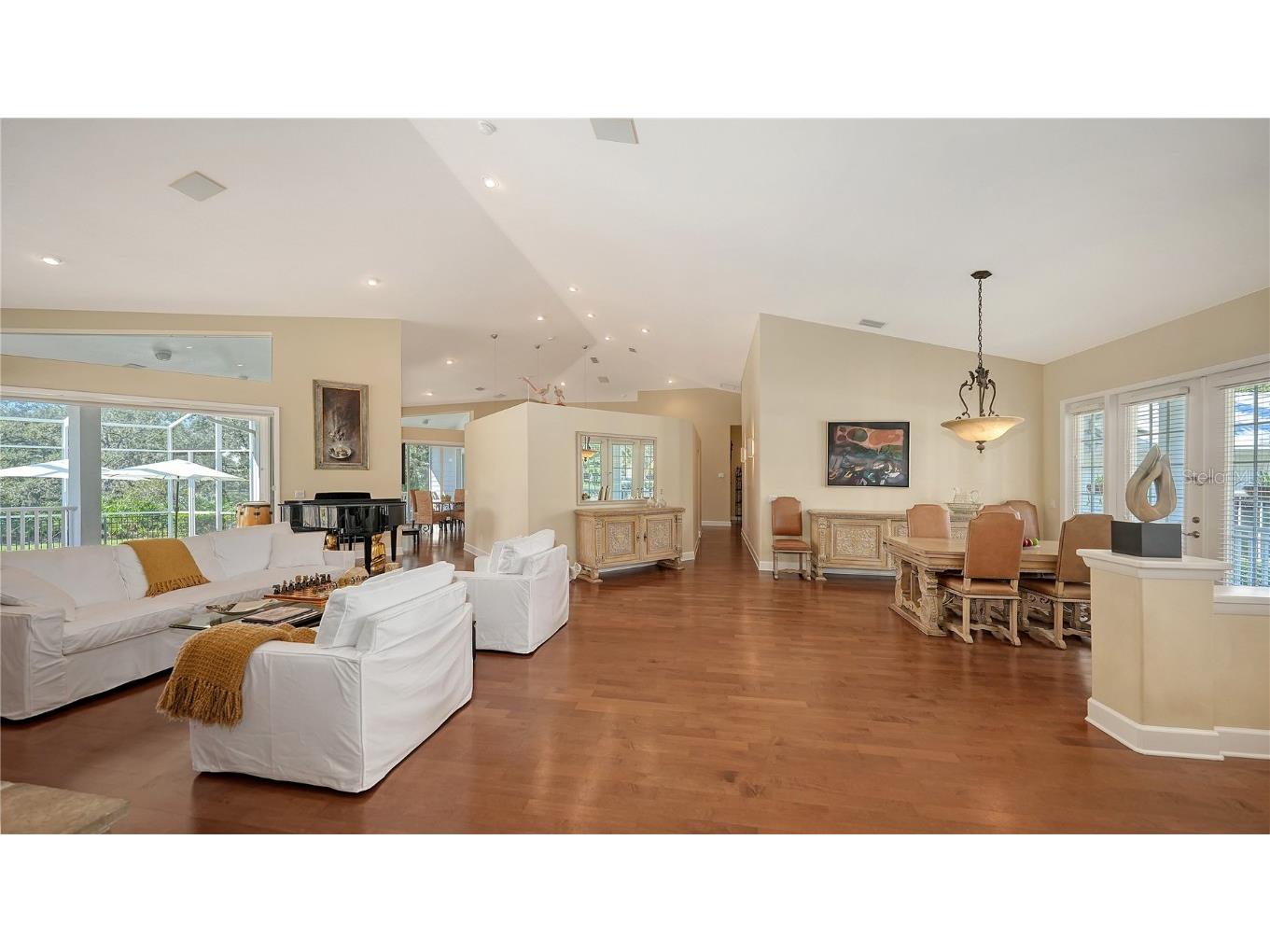 3930 Elysian Woods Lane Sarasota FL 34231 - PHILLIPPI CREEK A4668774 image8