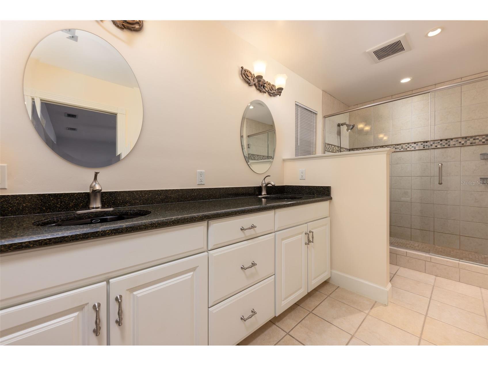 3930 NW 32nd Place Gainesville FL 32606 GC538570 image25