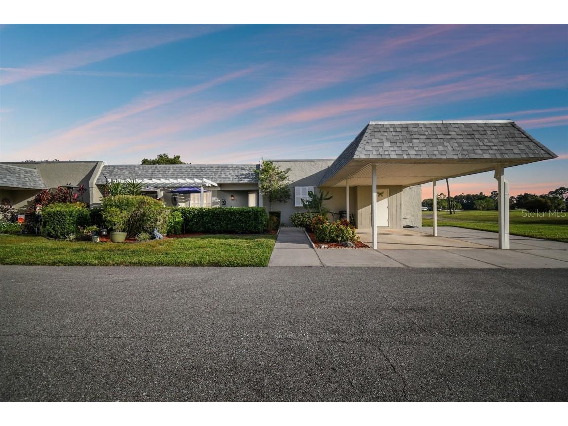 3930 Trophy Boulevard #4401 New Port Richey FL 34655 W7859240 image1