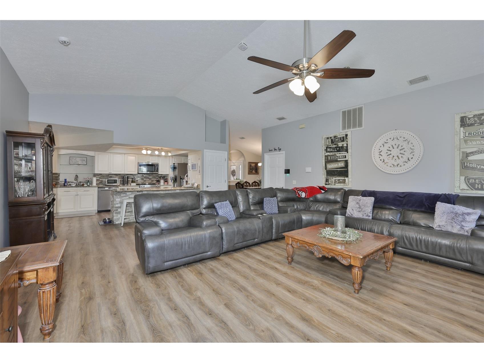 3931 Appletree Drive Valrico FL 33594 TB8499088 image21