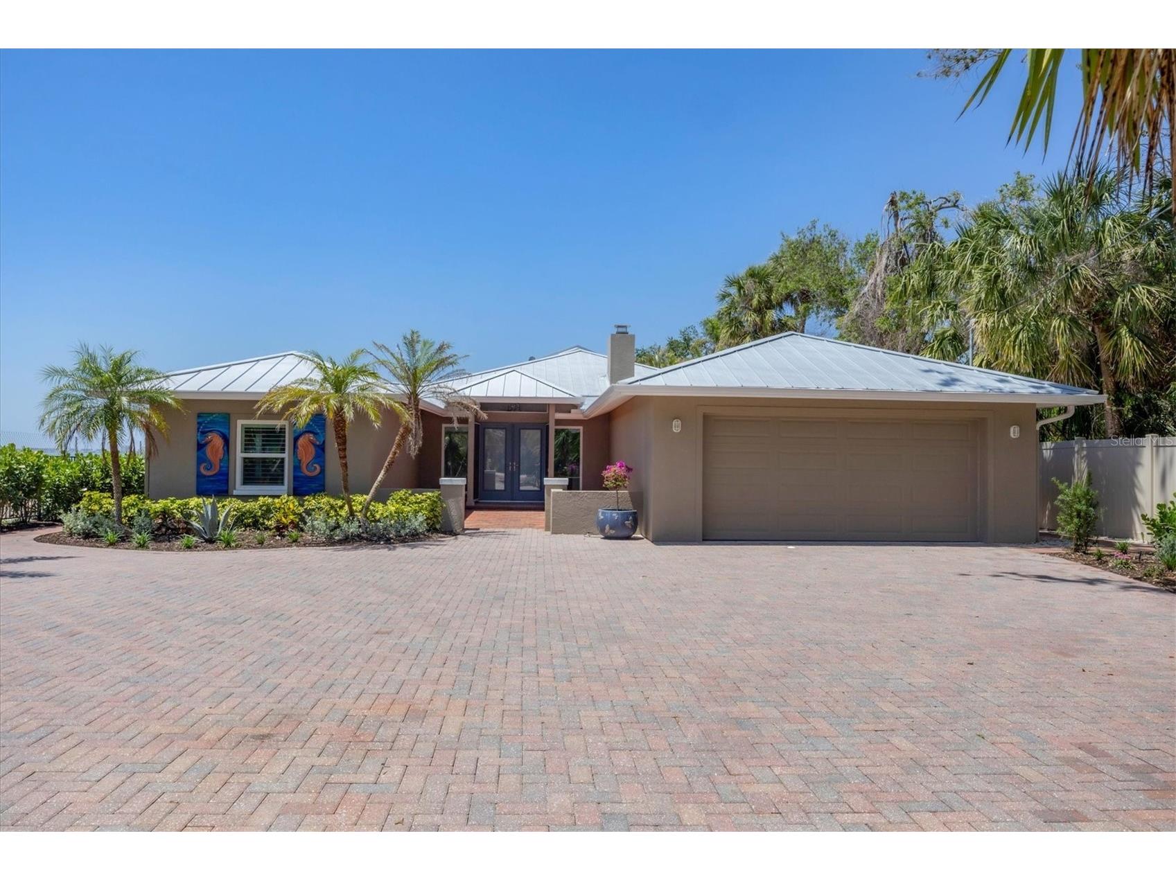 3931 Bay Shore Road Sarasota FL 34234 - SARASOTA BAY A4649616 image2