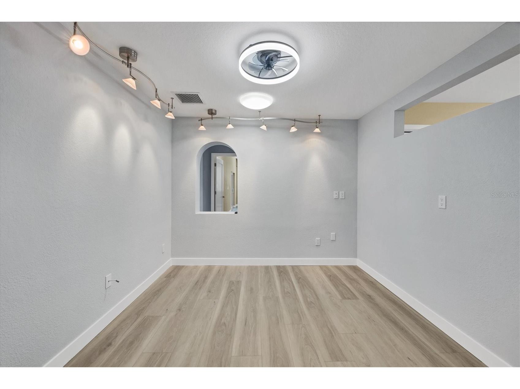 3931 Bay Shore Road Sarasota FL 34234 - SARASOTA BAY A4649616 image40