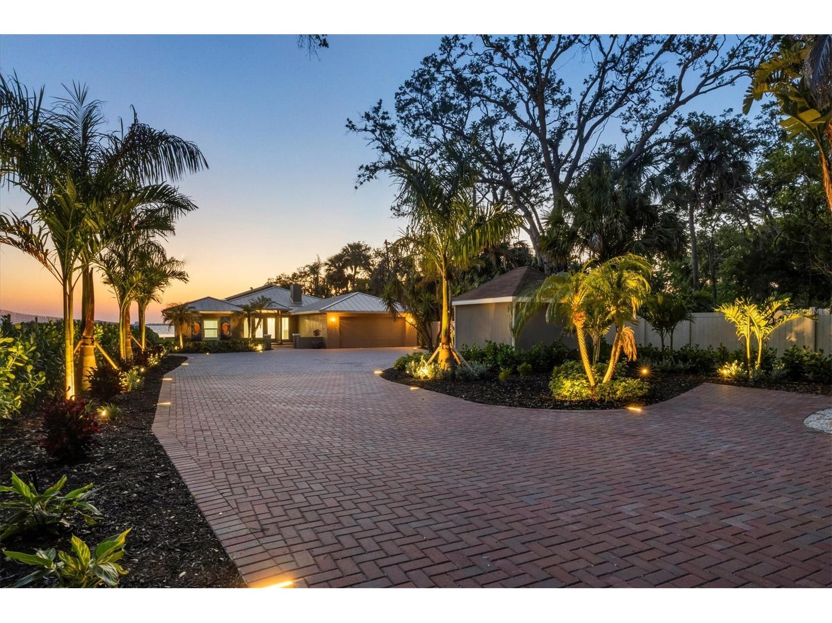 3931 Bay Shore Road Sarasota FL 34234 - SARASOTA BAY A4649616 image7