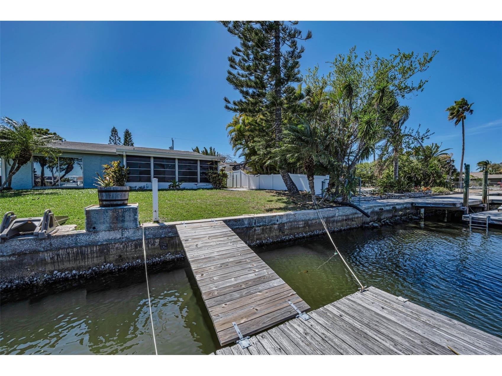 3931 Headsail Drive New Port Richey FL 34652 TB8488804 image53