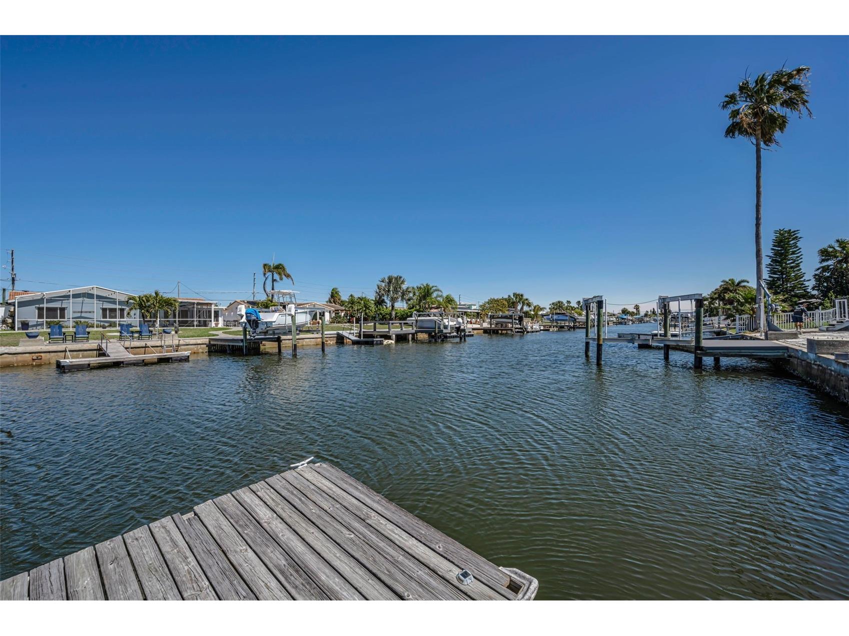 3931 Headsail Drive New Port Richey FL 34652 TB8488804 image54