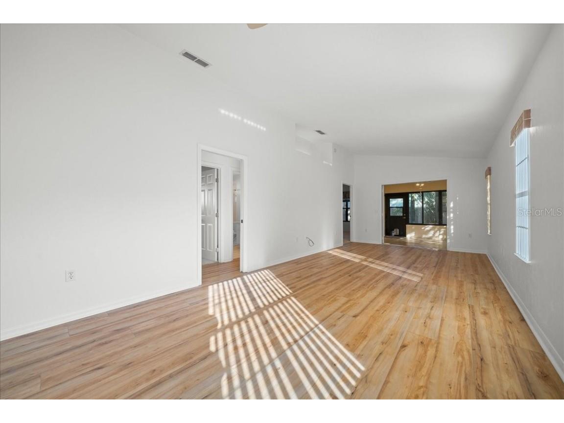 3931 NE 22nd Street Ocala FL 34470 OM711292 image7