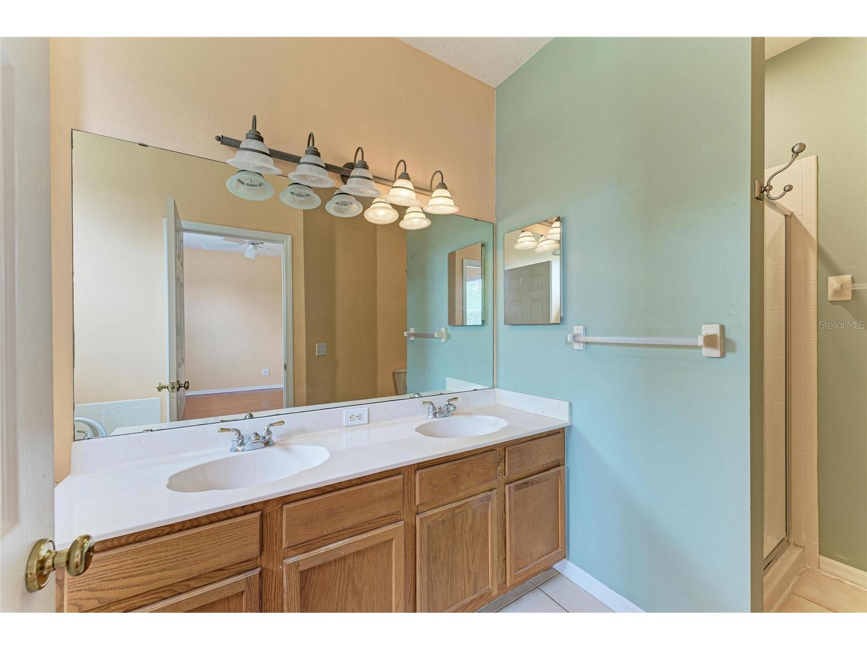3931 Yellowstone Circle Sarasota FL 34233 A4695671 image21