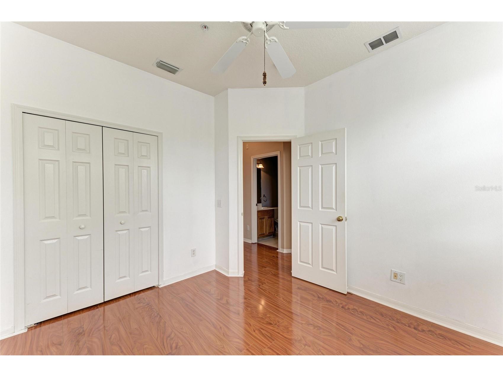 3931 Yellowstone Circle Sarasota FL 34233 A4695671 image29