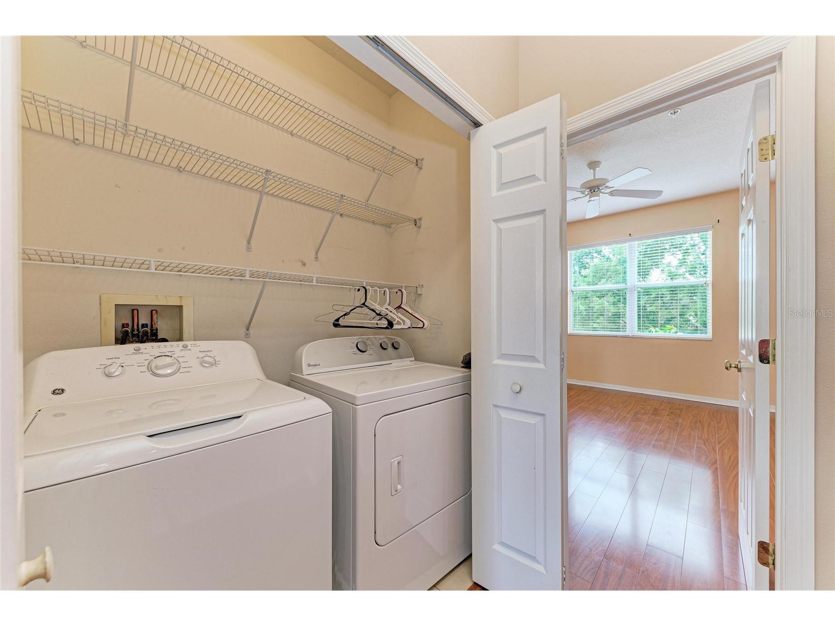 3931 Yellowstone Circle Sarasota FL 34233 A4695671 image32