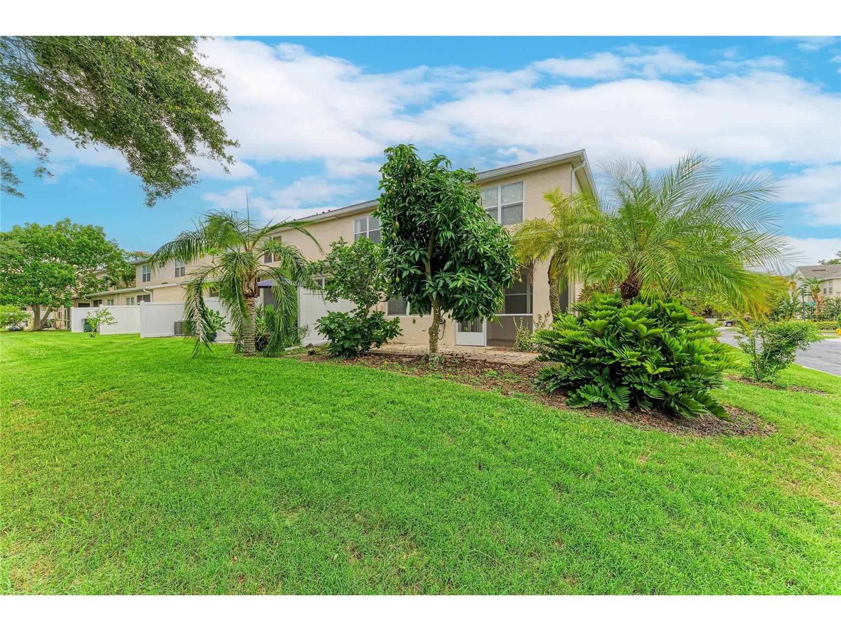 3931 Yellowstone Circle Sarasota FL 34233 A4695671 image34
