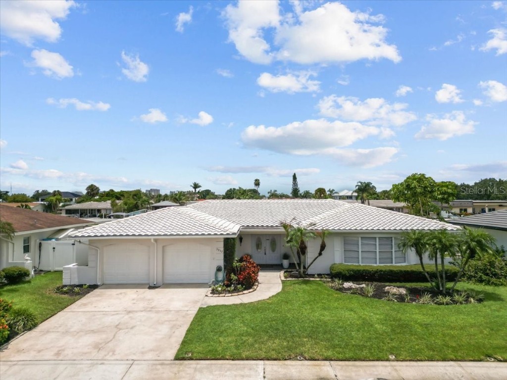 3932 Doral Drive Tampa FL 33634 - TAMPA BAY TB8402163 image1