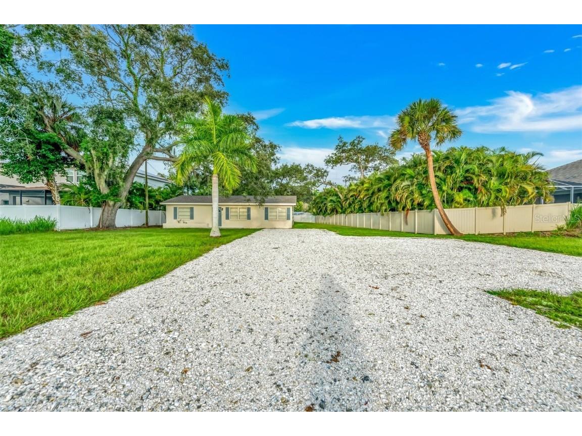 3932 Sunshine Avenue Sarasota FL 34231 A4547734 image1