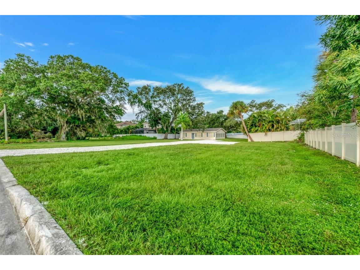 3932 Sunshine Avenue Sarasota FL 34231 A4547856 image1