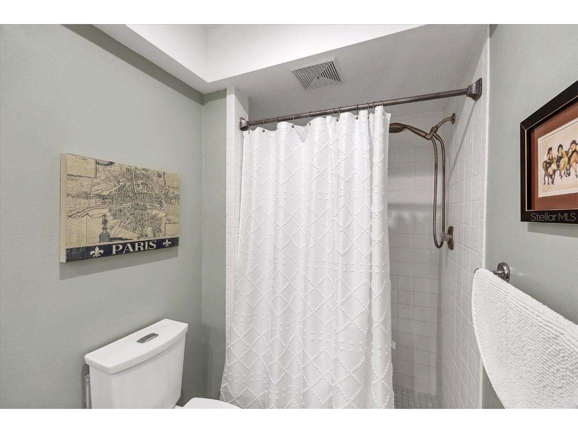 3933 Glen Oaks Manor Drive Sarasota FL 34232 A4642718 image21