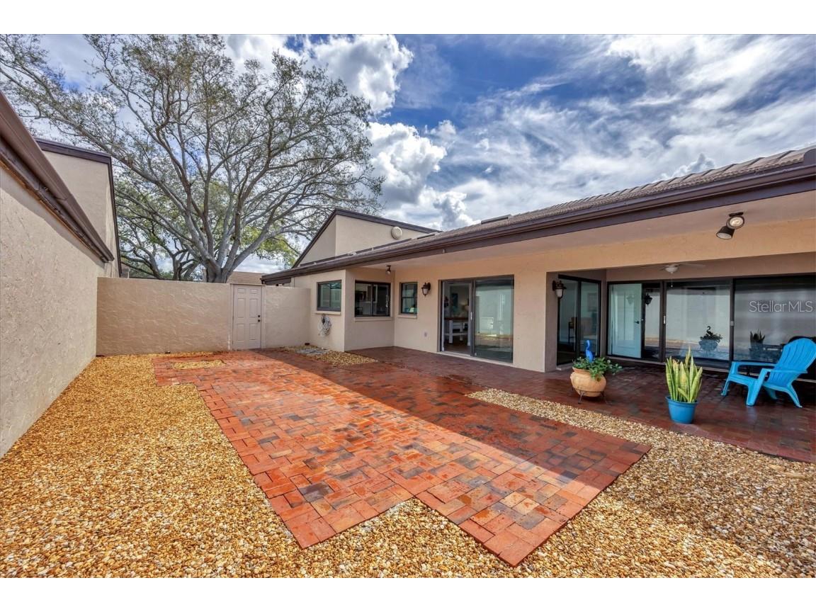 3933 Glen Oaks Manor Drive Sarasota FL 34232 A4642718 image27