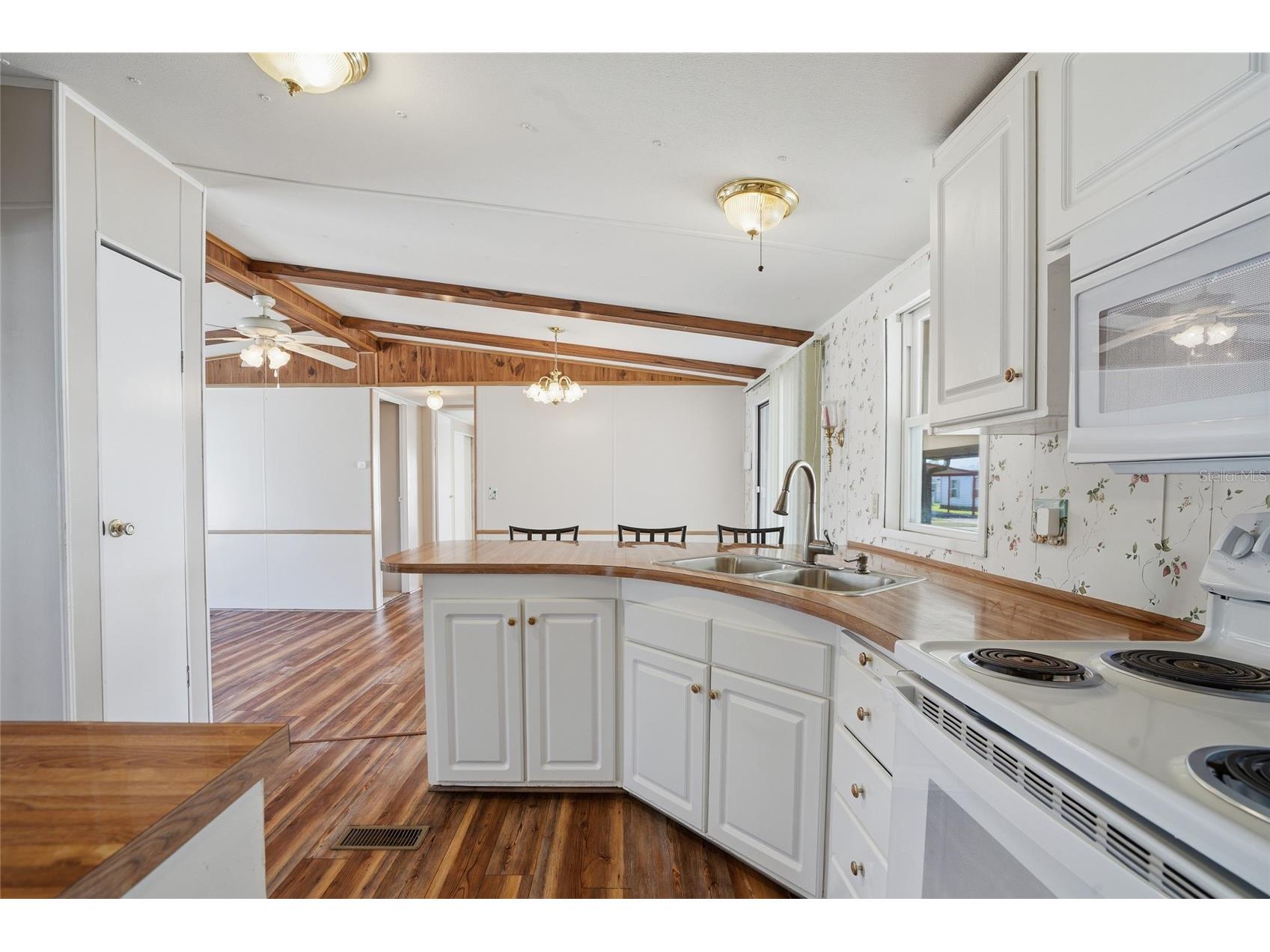 3933 Sarah Drive Wesley Chapel FL 33543 TB8508155 image13