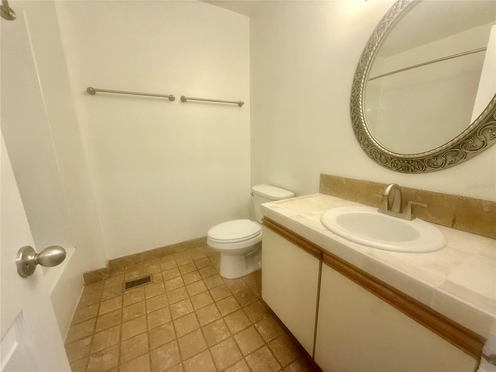 3933 SW 26th Drive #D Gainesville FL 32608 GC537565 image18