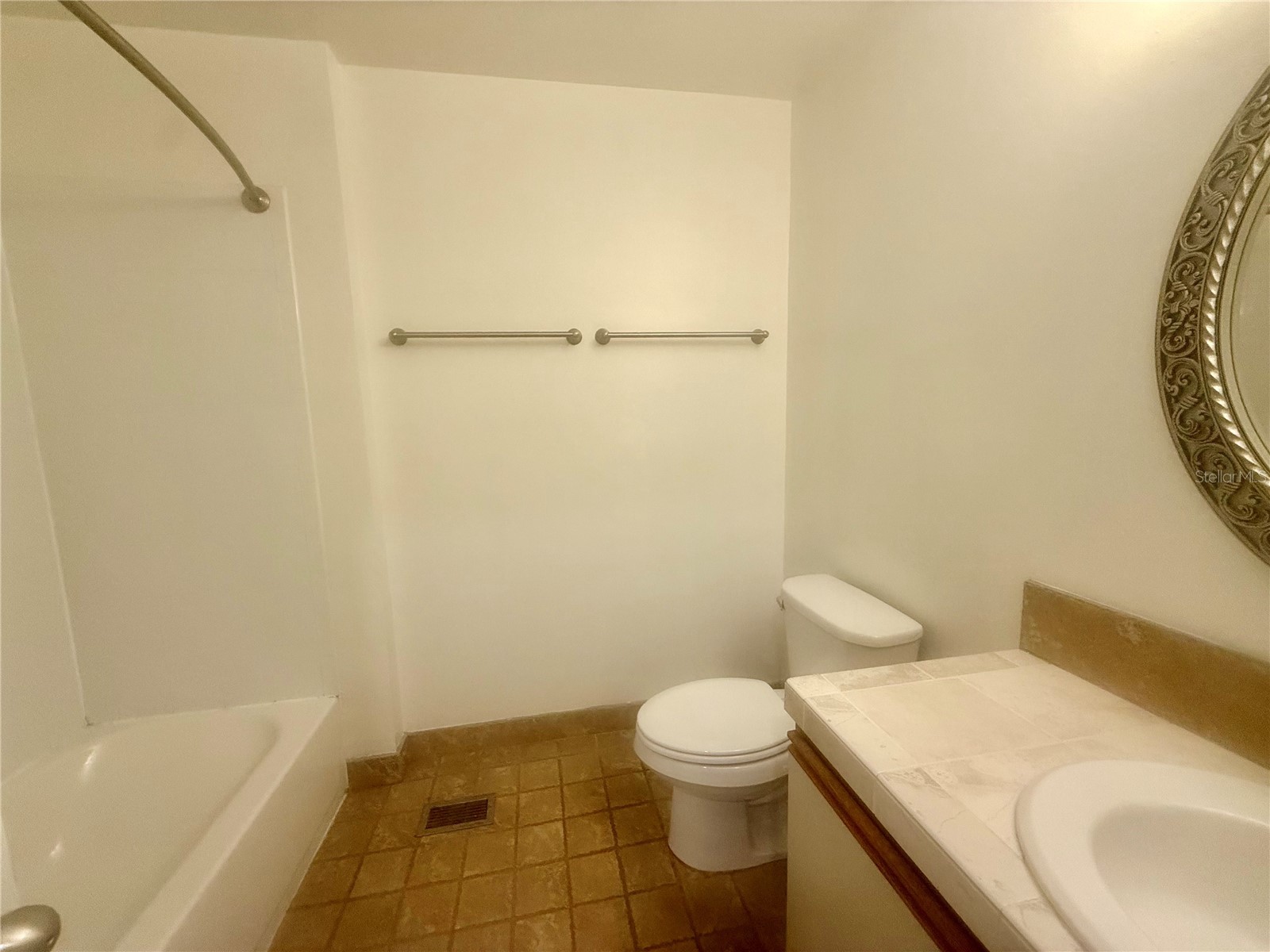 3933 SW 26th Drive #D Gainesville FL 32608 GC537565 image20